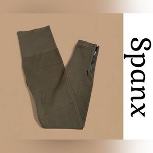 SPANX Olive Green Leggings With Seamless Zipper On Side 2XL